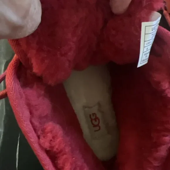 UGG Neumel Red Chukka Mens Size US 8, EU 41 Ankle Boots Suede Lace Up - Picture 11 of 15